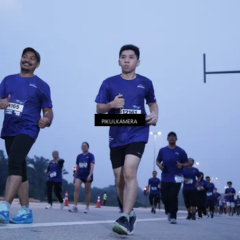Runner Photo 7339546