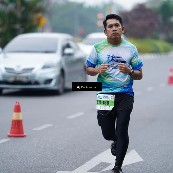Runner Photo 7339551