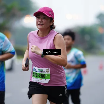 Runner Photo 7339563