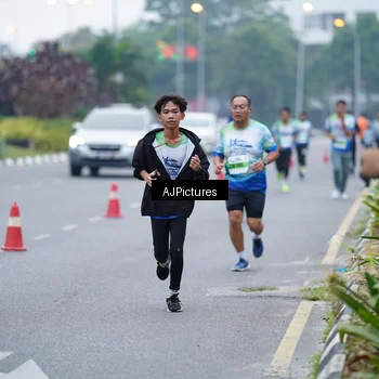 Runner Photo 7339573