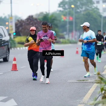 Runner Photo 7339594