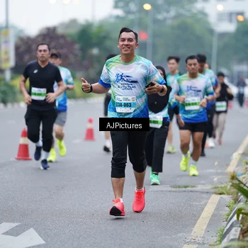 Runner Photo 7339638