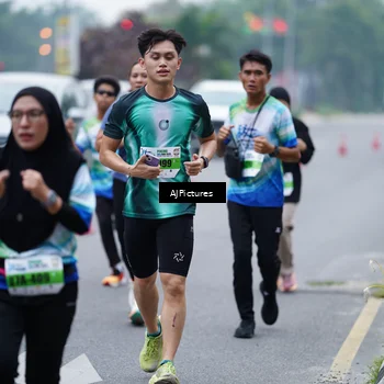 Runner Photo 7339653