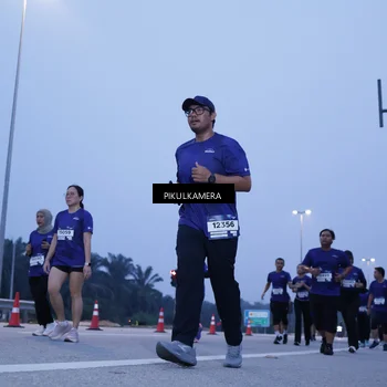 Runner Photo 7339666