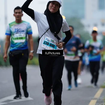 Runner Photo 7339698