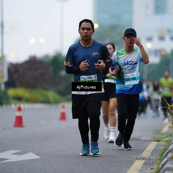 Runner Photo 7339710