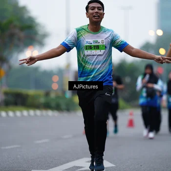 Runner Photo 7339720