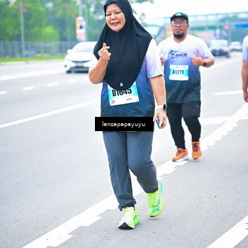 Runner Photo 7339741