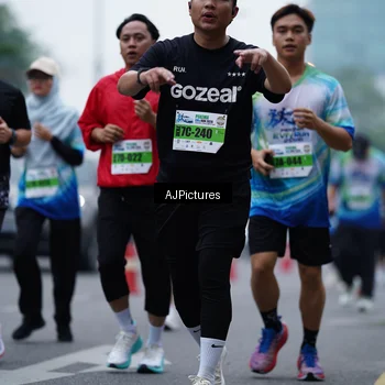 Runner Photo 7339752