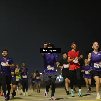 Runner Photo 7339773
