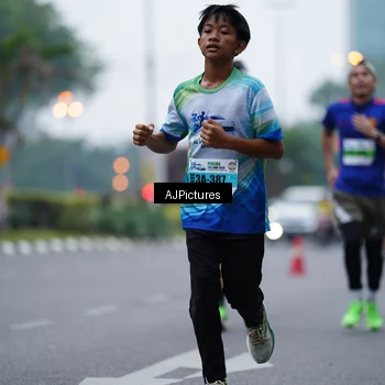 Runner Photo 7339799