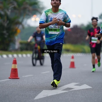 Runner Photo 7339804