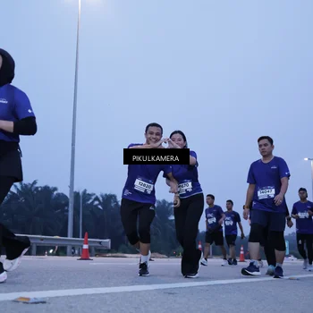 Runner Photo 7339845