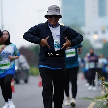 Runner Photo 7339851