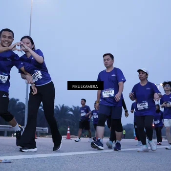 Runner Photo 7339965