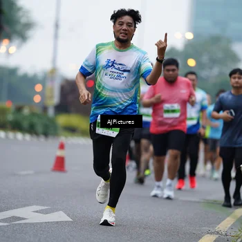 Runner Photo 7339973
