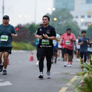 Runner Photo 7339975