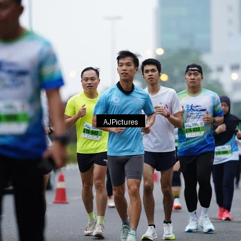 Runner Photo 7339992