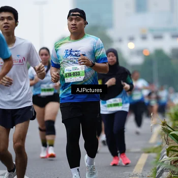 Runner Photo 7339998
