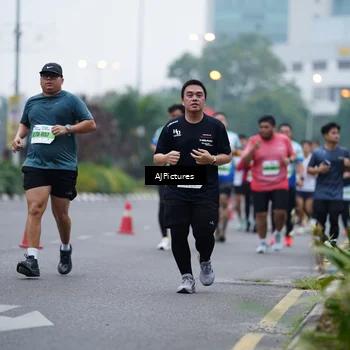 Runner Photo 7340000