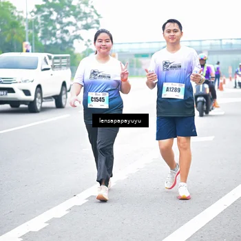 Runner Photo 7340021