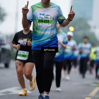 Runner Photo 7340037