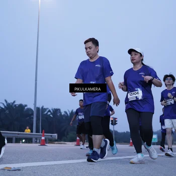 Runner Photo 7340065