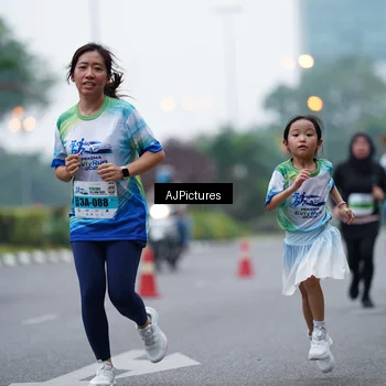 Runner Photo 7340073