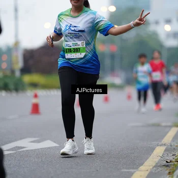 Runner Photo 7340082