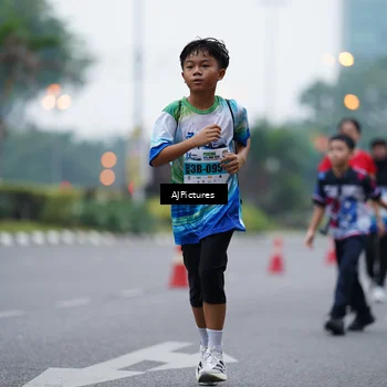 Runner Photo 7340096