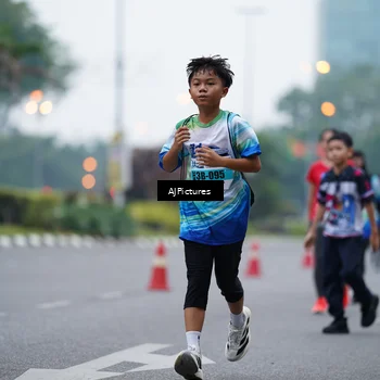 Runner Photo 7340099