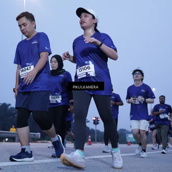 Runner Photo 7340112