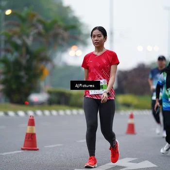 Runner Photo 7340119