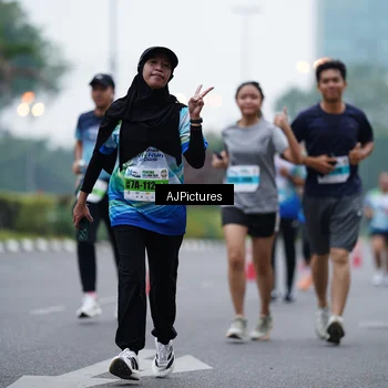 Runner Photo 7340129