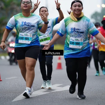 Runner Photo 7340137