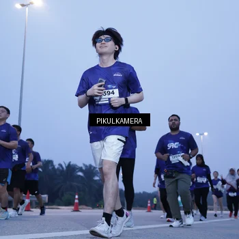 Runner Photo 7340177