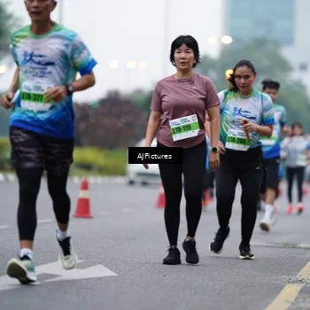 Runner Photo 7340193