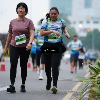 Runner Photo 7340204
