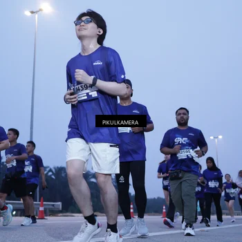 Runner Photo 7340215