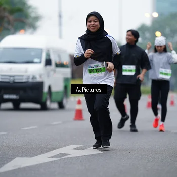 Runner Photo 7340218