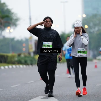 Runner Photo 7340219