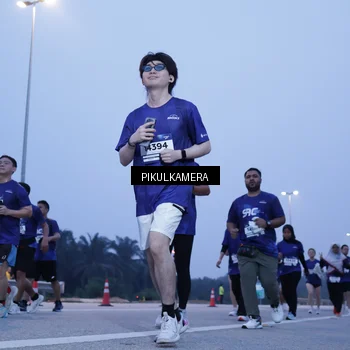 Runner Photo 7340221