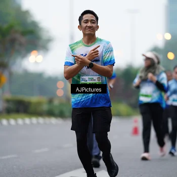 Runner Photo 7340243