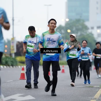 Runner Photo 7340248