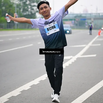 Runner Photo 7340252