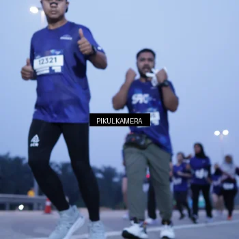 Runner Photo 7340271