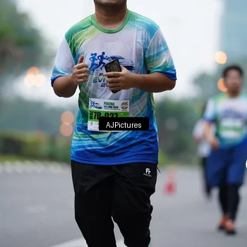 Runner Photo 7340274