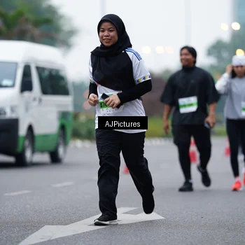 Runner Photo 7340276