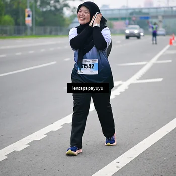 Runner Photo 7340277