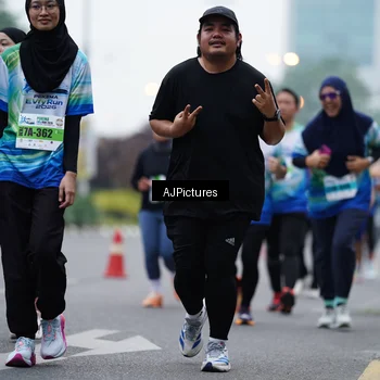 Runner Photo 7340287